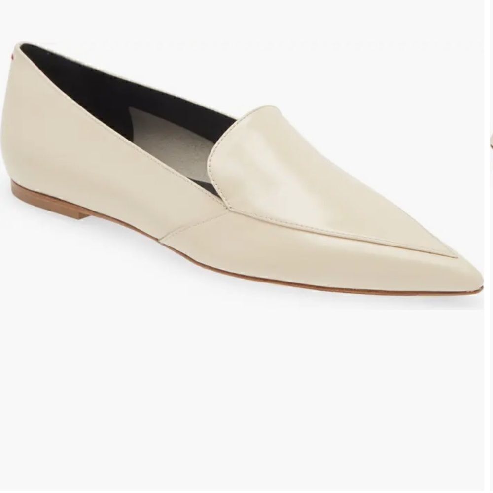 Revolve Aeyde Martha Pointed Toe Flat in Creamy, Size 40